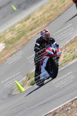 media/Oct-14-2023-TrackXperience (Sat) [[0517685739]]/Level 1/session 5 turn 12/